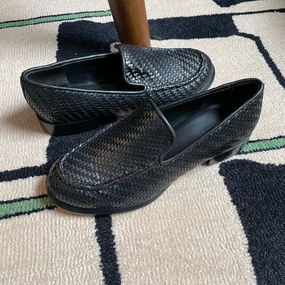 WORN ONCE Vince Black Leather Woven Naomi Loafers EU 35.5 US 5.5 - Picture 2 of 6
